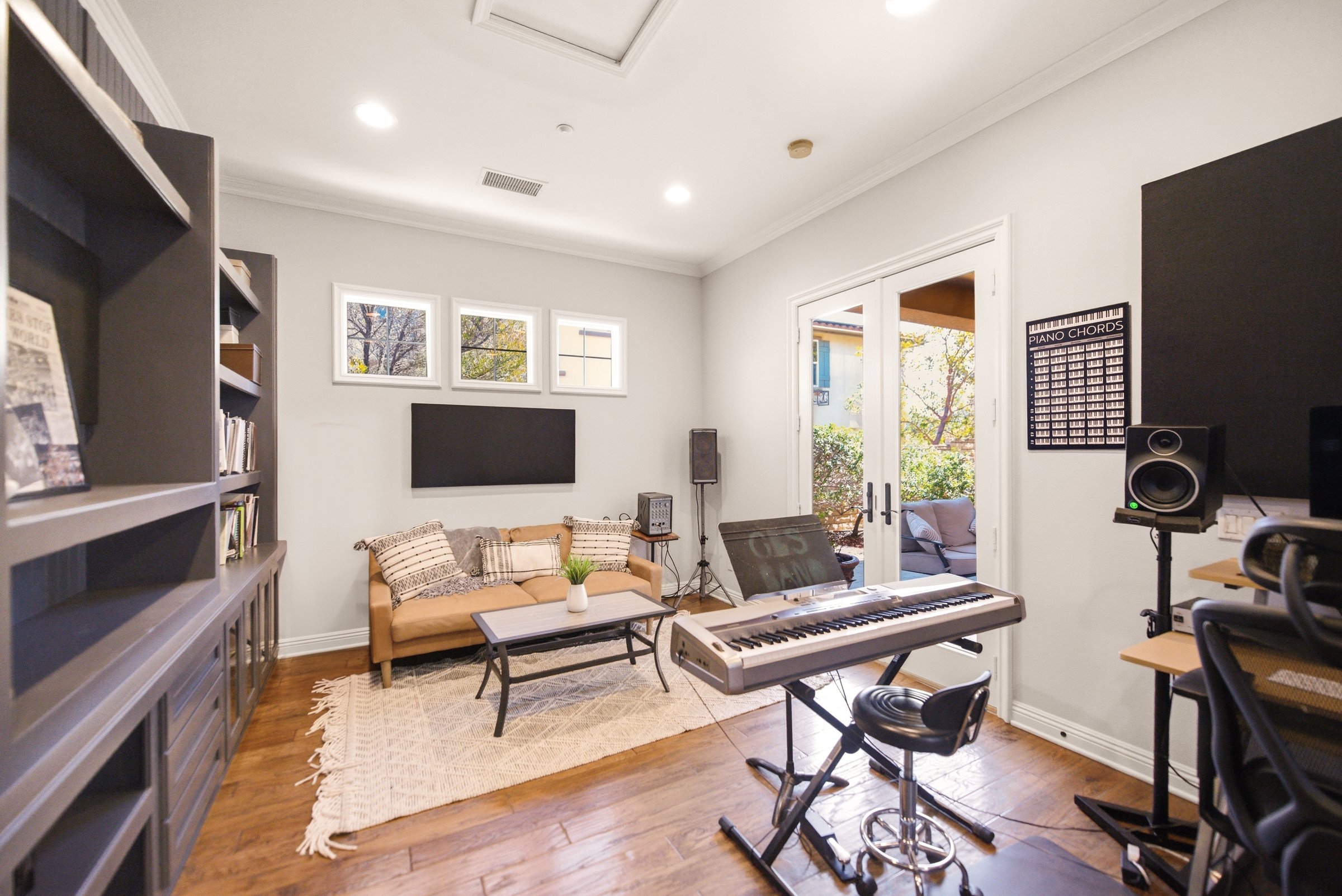 Private casita / music studio